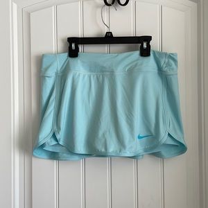 Nike NWT Golf skirt, size L